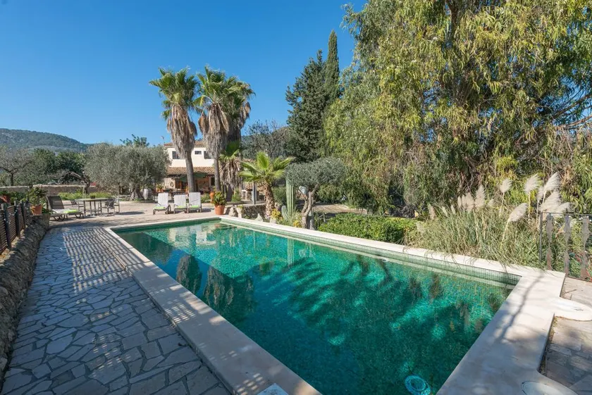 Villa with private pool, garden & barbecue - Image 1