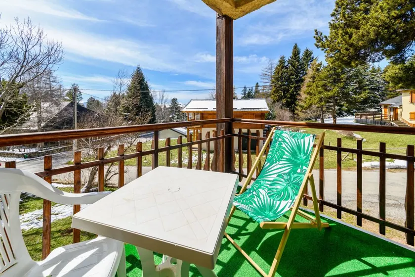 Mountain apartment in Bolquère, 57m², mountain view, balcony - Image 1