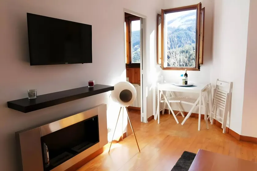 Apartment with fast internet | Mountain view - Image 1