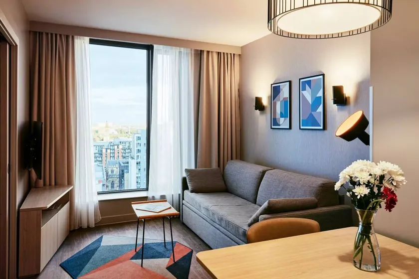 Apartamento vacacional | Cerca George Square | Admite mascotas - Image 1