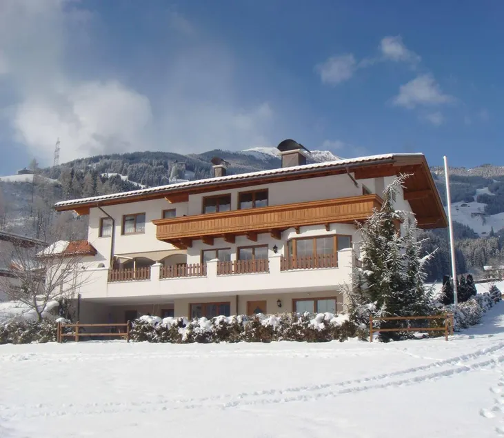 Children-friendly lovely apartment with garden, terrace & BBQ | Dogs allowed - Image 1