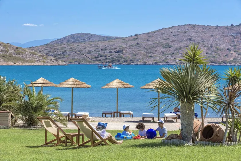 Resort with barbecue, private pool & garden - Image 1