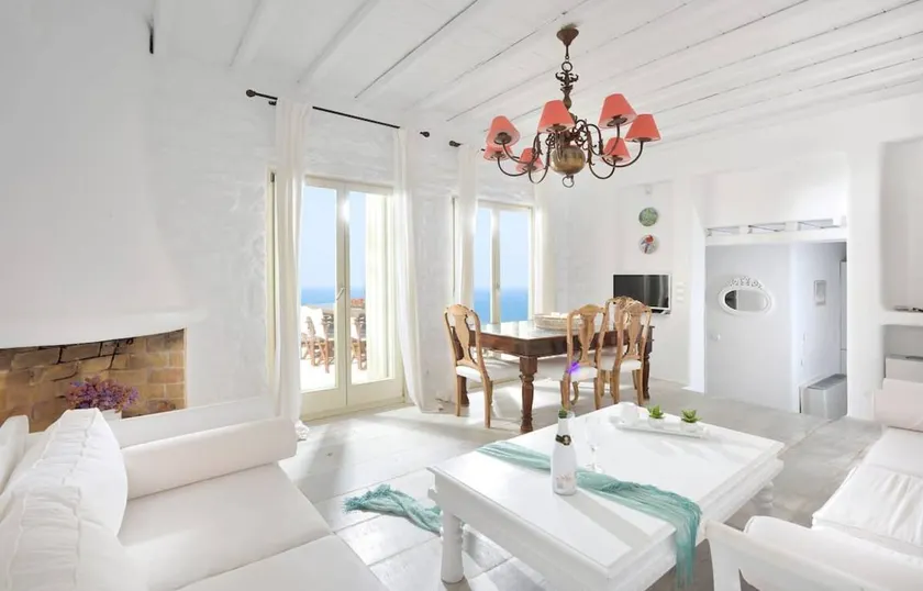 Family-friendly lovely villa with pool & garden | Sea view - Image 1