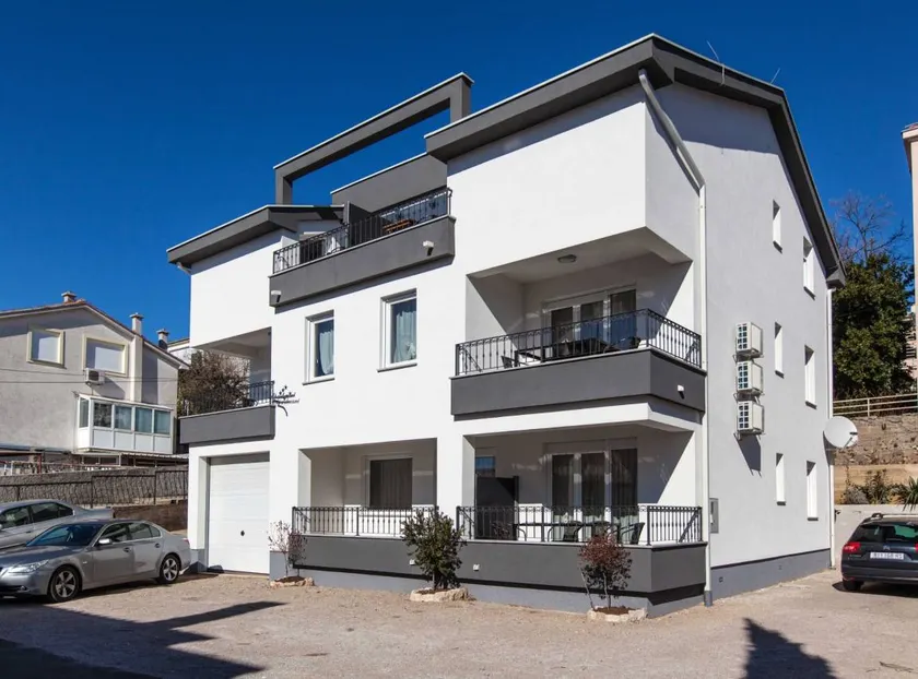 Beachfront Apartments for Relaxing Getaways in Crikvenica - Junior Studio Apartment - Image 1