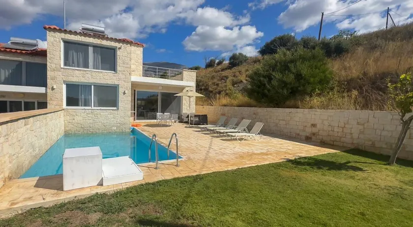 House with private pool, terrace & barbecue | Sea view - Image 1