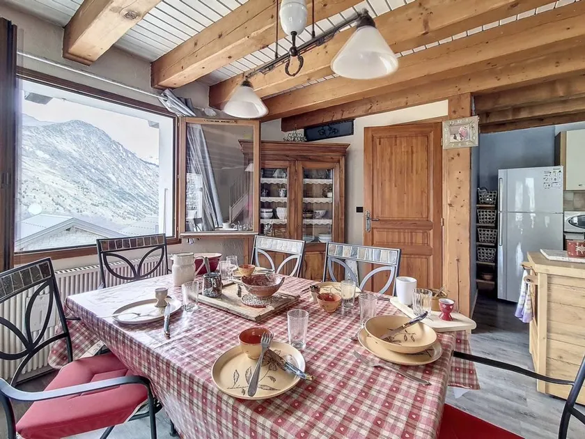 Maison Familiale Cosy avec Terrasse, Proche Centre et Téléski à Saint Martin de Belleville - Image 1