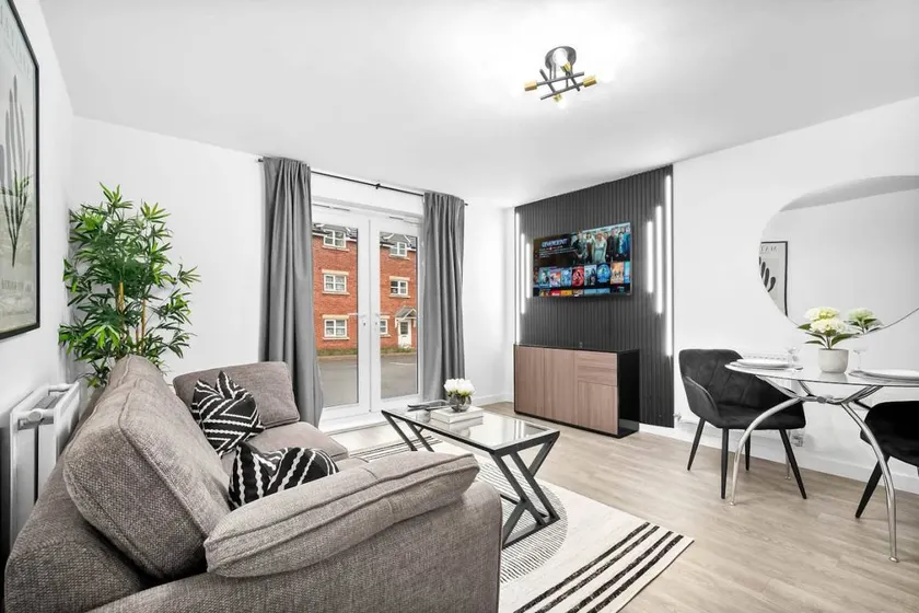 Beautiful apartment with 1 room for 2 persons - Image 1