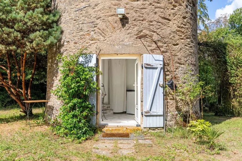 Cottage with garden & barbeque | Garden view - Image 1