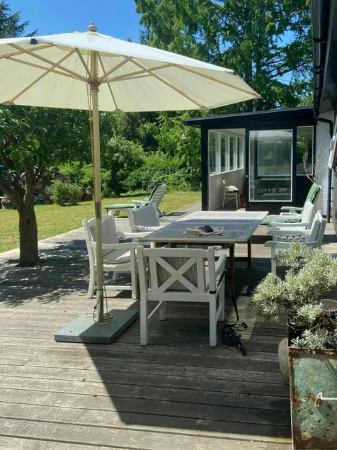 House with terrace, barbeque & garden - Image 1