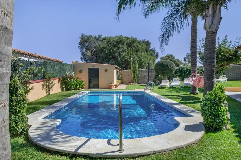Country House 'La Muela' with Private Pool, Private Terrace and Wi-Fi - Image 1