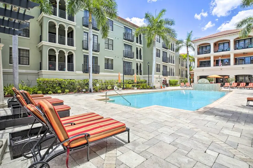 Classy Estero Condo in Heart of Coconut Point - Image 1