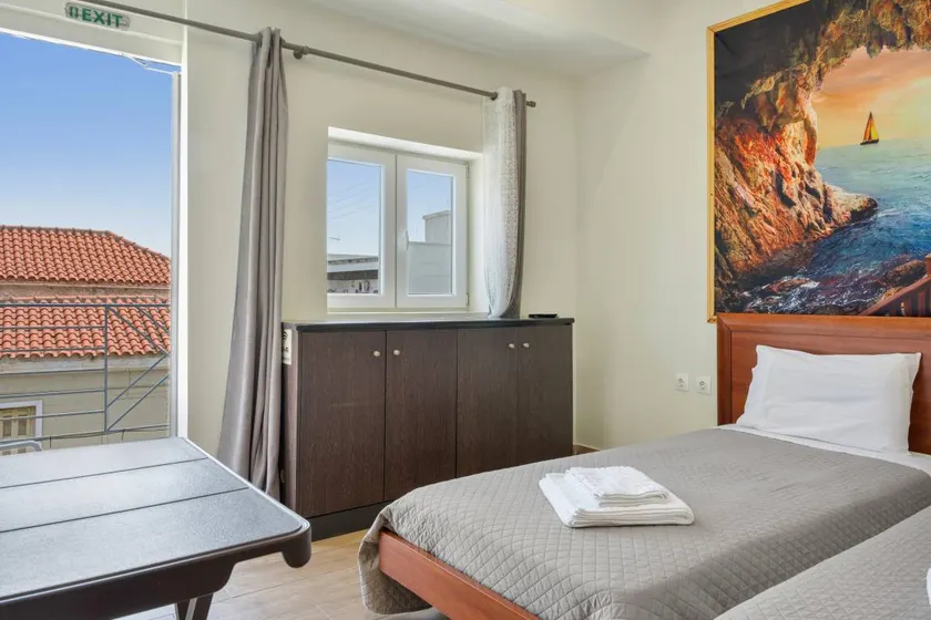 Holiday apartment with terrace & garden | Mountain view - Image 1