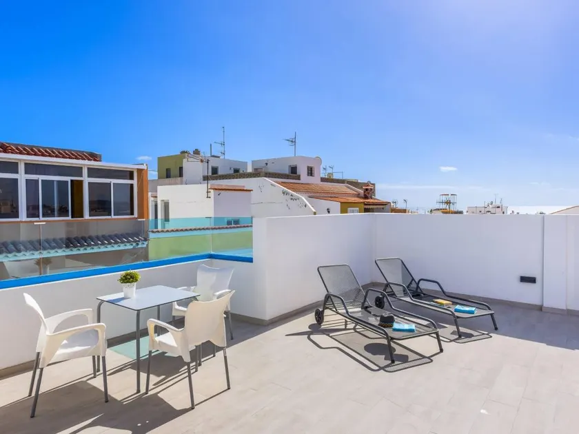 Private room with terrace - Image 1