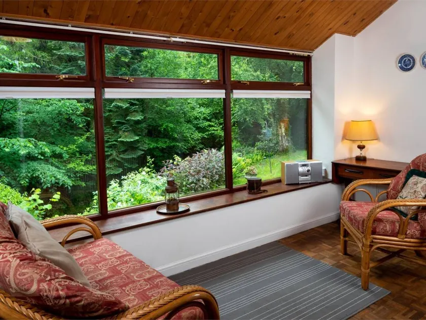 Lovely cottage with barbecue | Water view | Pet-friendly - Image 1