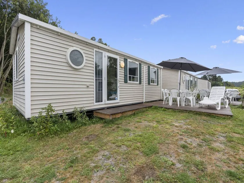 House with barbecue & terrace - Image 1