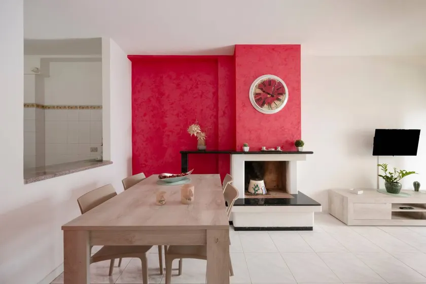 Flat with terrace - Image 1