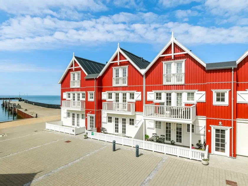 Holiday apartment with terrace & sauna | Sea view - Image 1