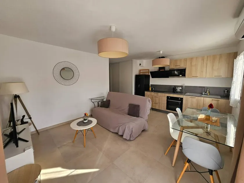 Fully equipped beautiful holiday apartment with terrace - Image 1
