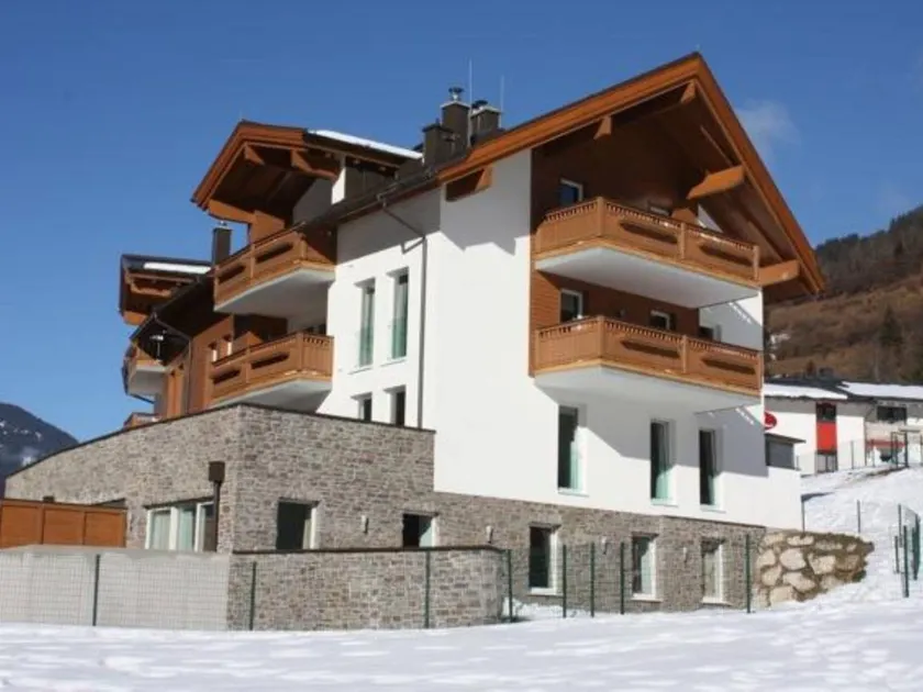 Ample flat | Next to the ski - Image 1