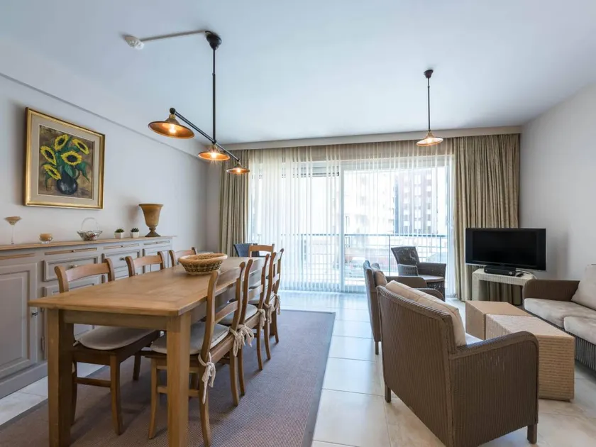 Apartment in Koksijde for 5 people with 2 rooms Ref. 607610 - Image 1
