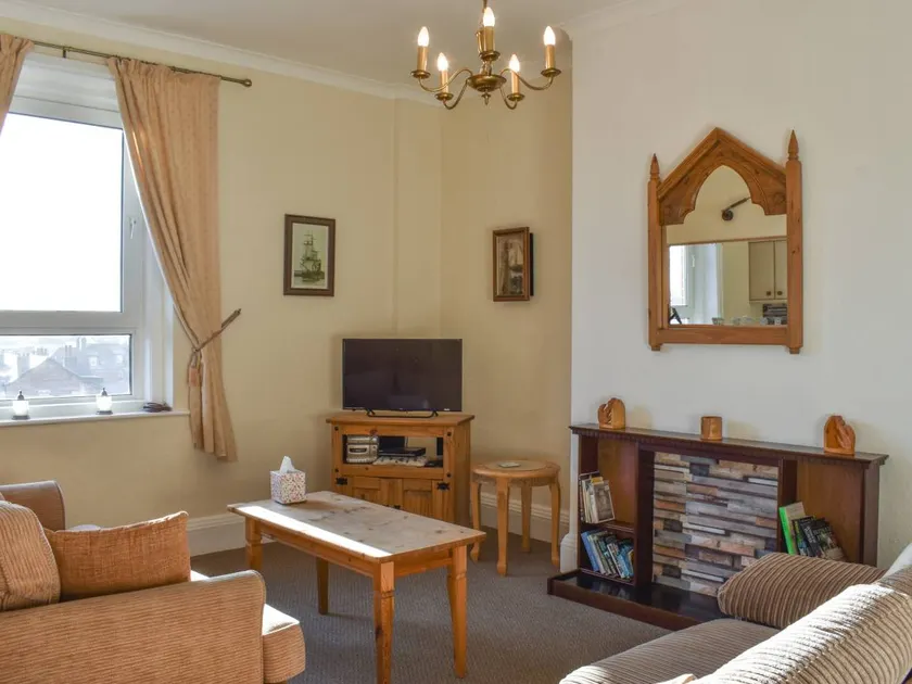 Cottage | River view - Image 1