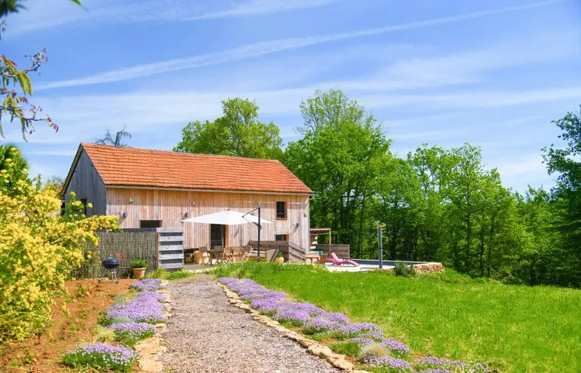 Family-oriented house with BBQ, garden & terrace - Image 1