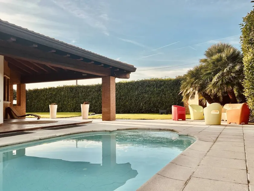 Villa mit Whirlpool, Grill und Terrasse | Gartenblick - Image 1
