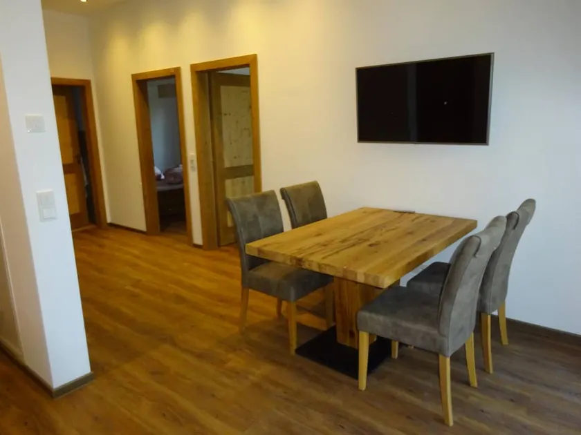 Flat with terrace, garden & barbecue - Image 1