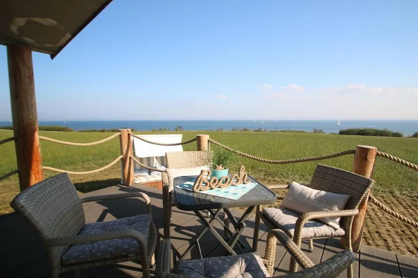 House with barbeque, garden & terrace - Image 1
