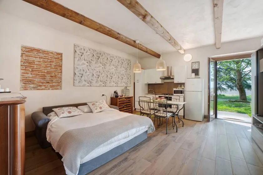 Wonderful holiday apartment with garden | Garden view | Suitable for remote work | Pet-friendly - Image 1