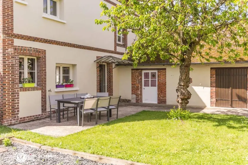 Ferienunterkunft mit Terrasse, Garten und Grill - Image 1