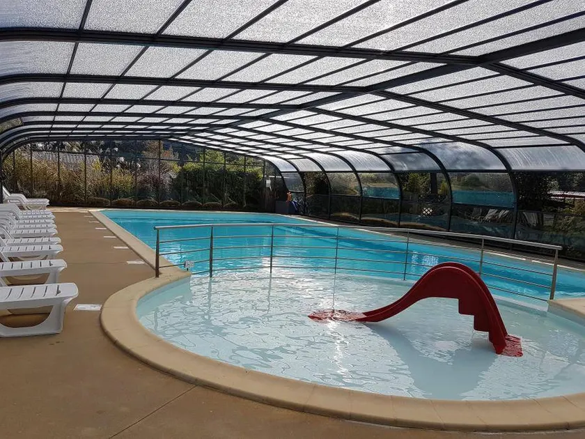 Mobile home with terrace & heated pool - Image 1