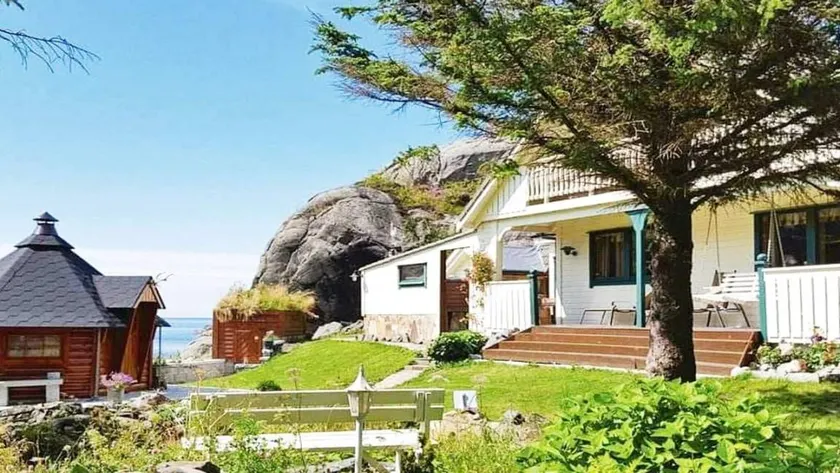 Pleasant holiday home with garden, terrace & sauna - Image 1