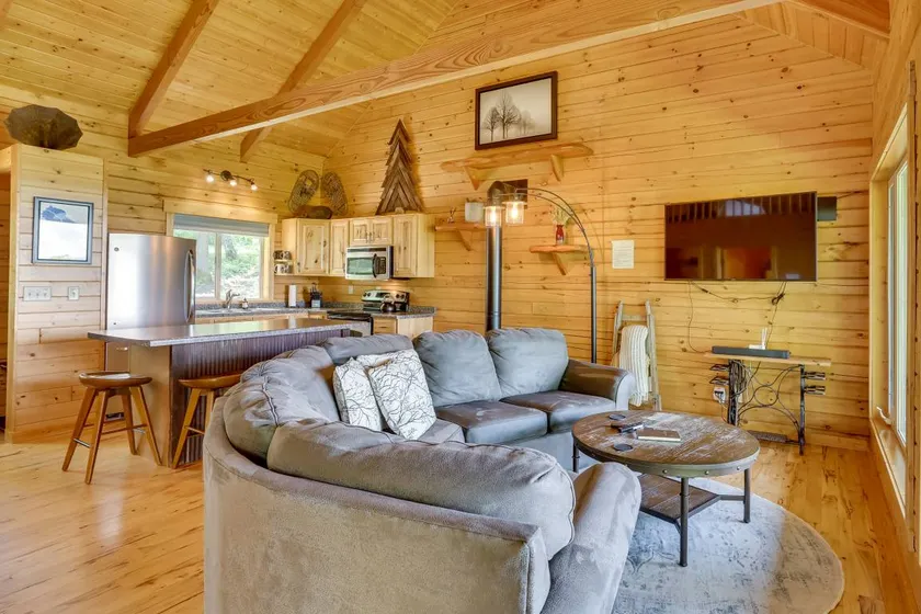 'krueger' Cabin w/ Views in Mindoro! - Image 1