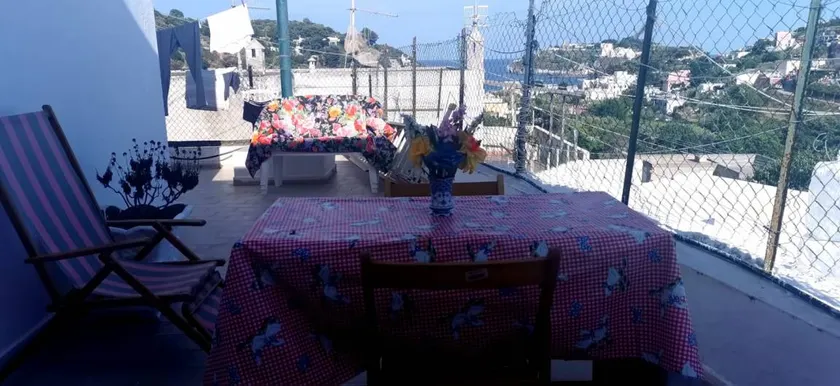 Appartamento a Ponza - Image 1