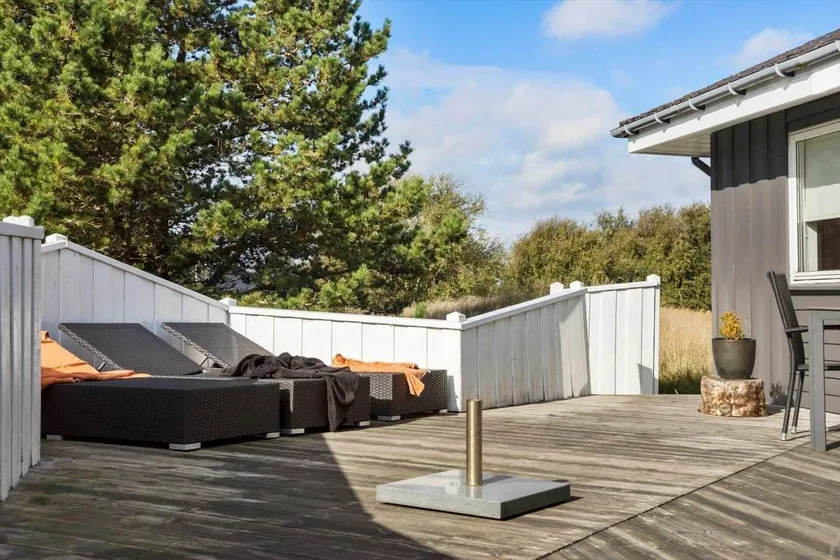 House with terrace, sauna & barbeque - Image 1