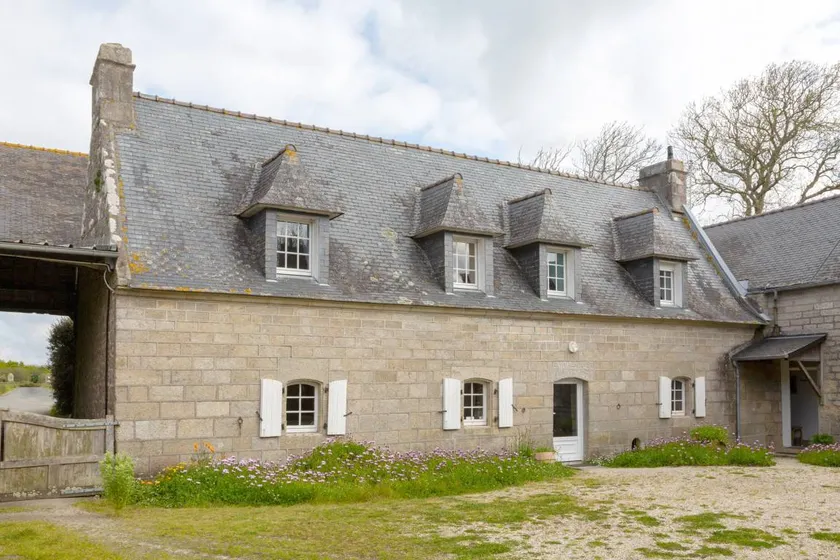 House with terrace, garden & BBQ | Garden view - Image 1