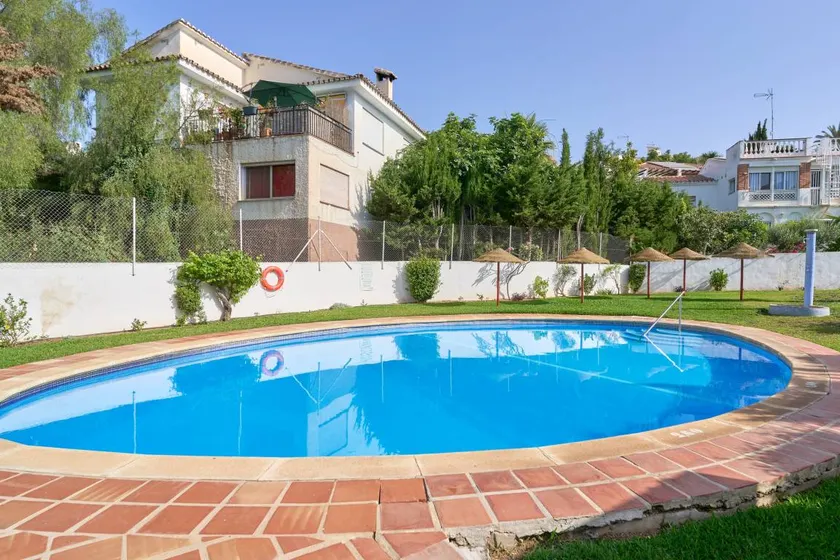 Apartment 'Alina' with Sea View, Wi-Fi and Air Conditioning - Image 1