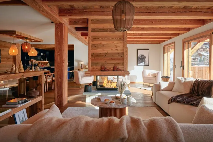 Chalet con sauna, giardino e piscina privata | Vista sul lago | Ideale per lavorare da remoto - Image 1