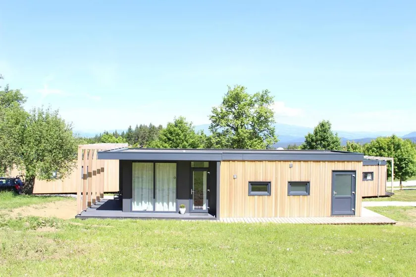 Children-friendly pleasant house with terrace & garden | Lake view | Next to the ski | Pets are welcome - Image 1