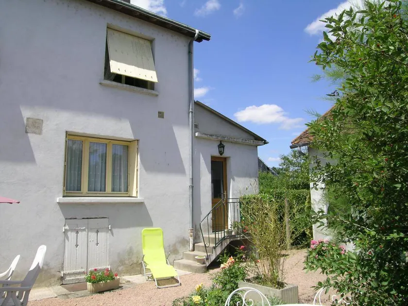 Beautiful gite with garden & BBQ - Image 1