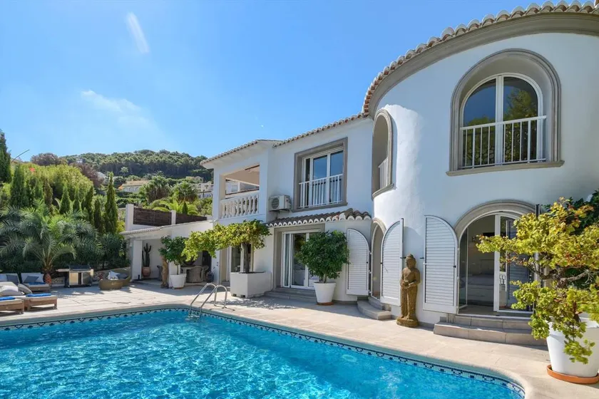 Voll ausgestattetes großzügiges Apartment mit Garten, Terrasse und Grill | Strand in der Nähe | Hunde erlaubt - Image 1