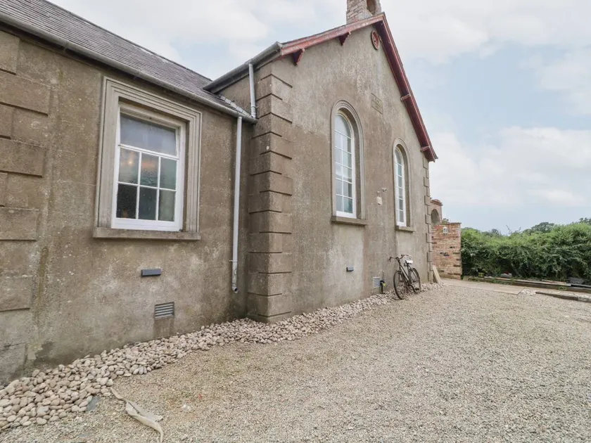 Nice cottage with garden | Pets are welcome - Image 1