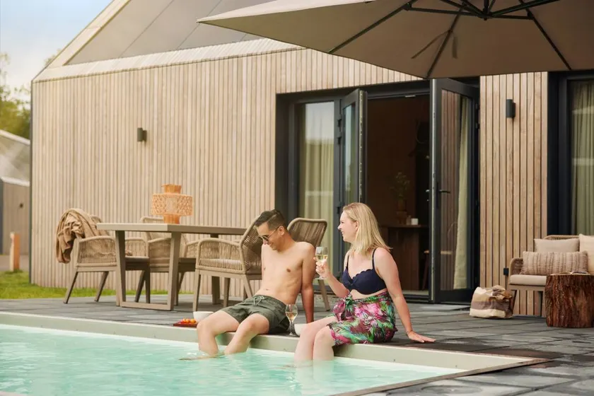 House with barbecue, sauna & private pool - Image 1