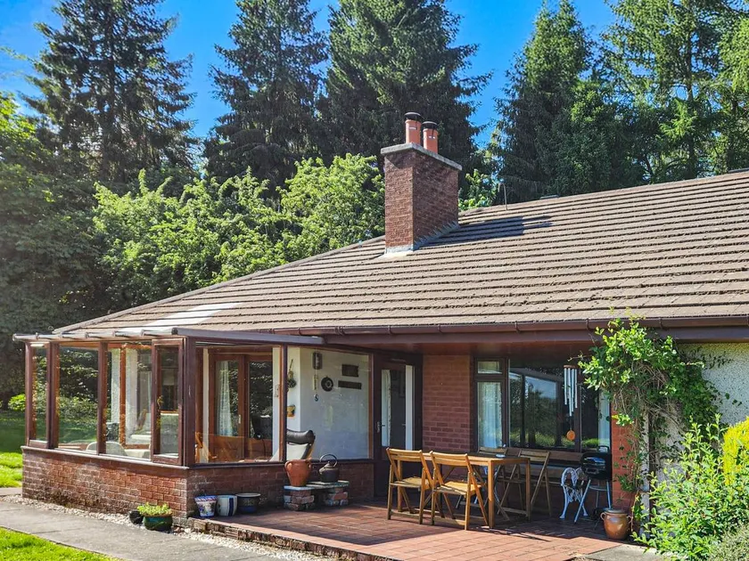 Smiddy Cottage - Image 1