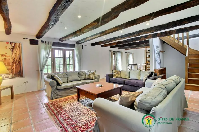 Charming gite with garden, pool & barbecue - Image 1