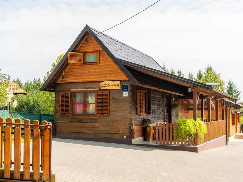 Encantadora casa vacacional con barbacoa, jardín y terraza | Admite perro - Image 1