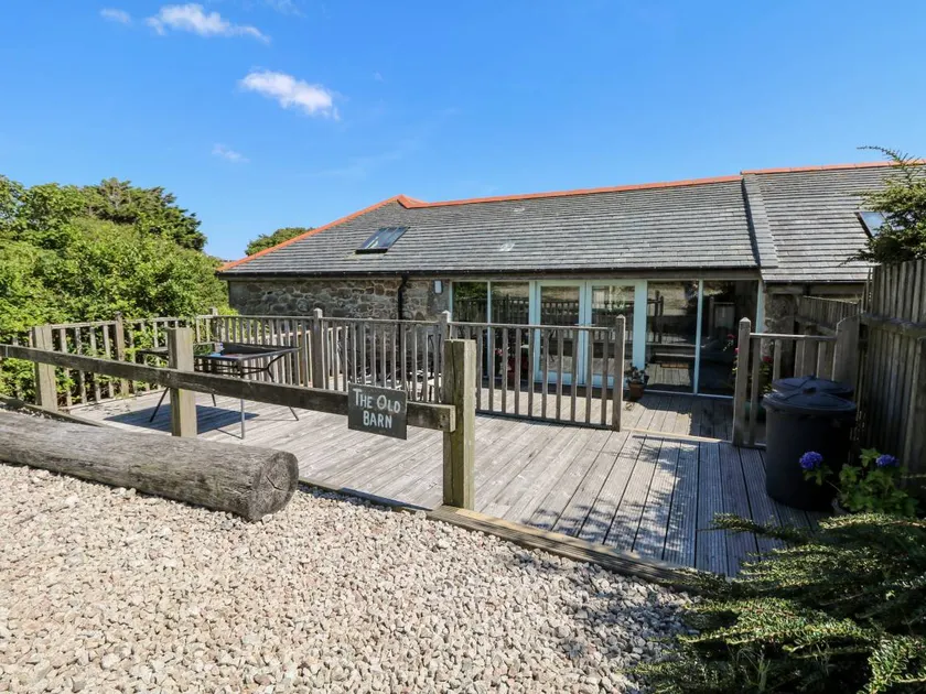 Cottage with garden & terrace - Image 1