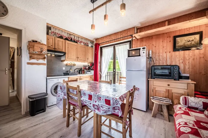 Flat with BBQ & terrace | Mountain view | Next to the ski | Pets are welcome - Image 1