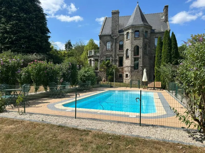 Ferienunterkunft mit Garten, Terrasse und Pool - Image 1